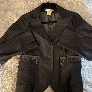 Elegant Black Jean Jacket with Lace Trim
